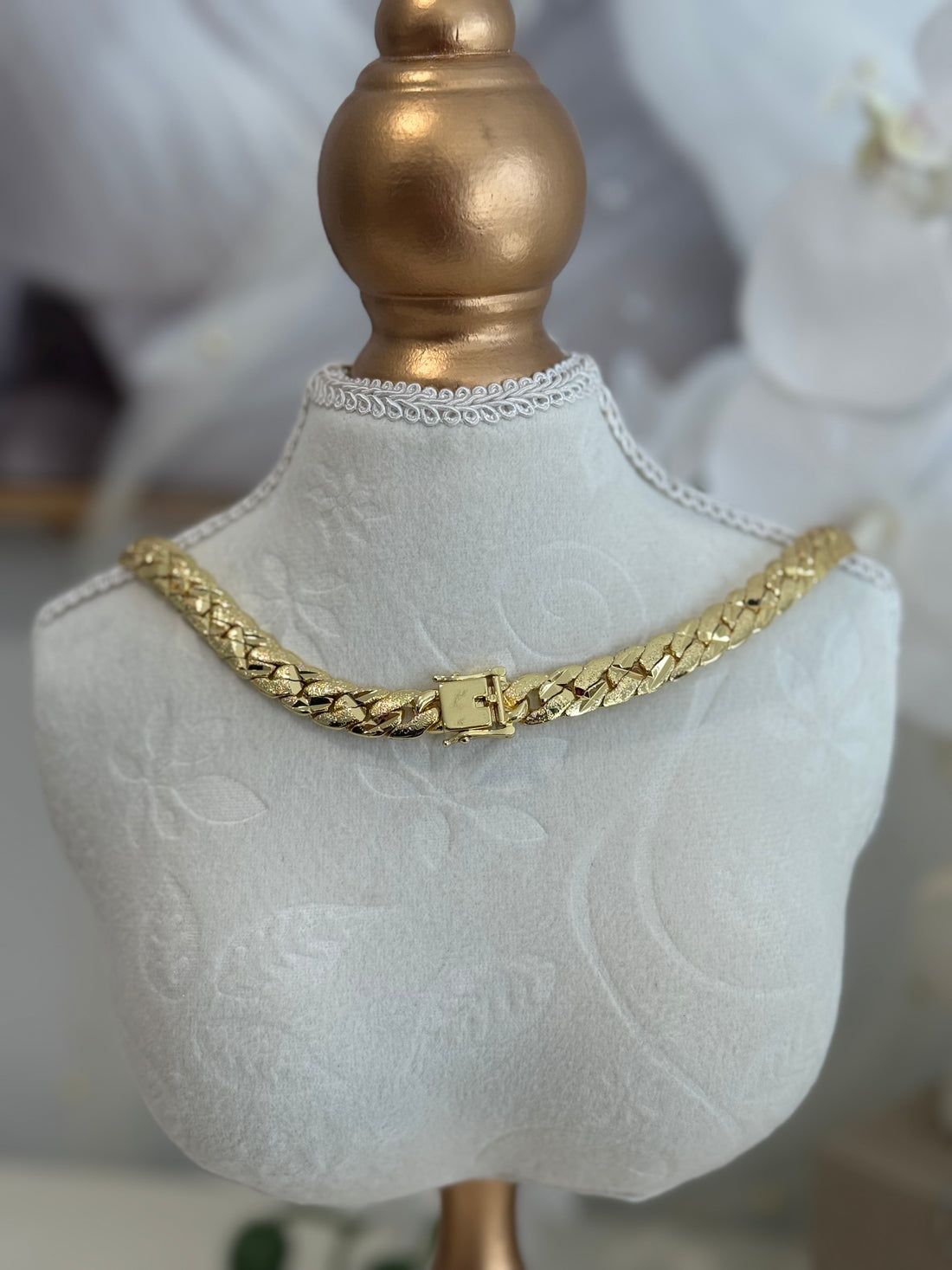 Julia Necklace