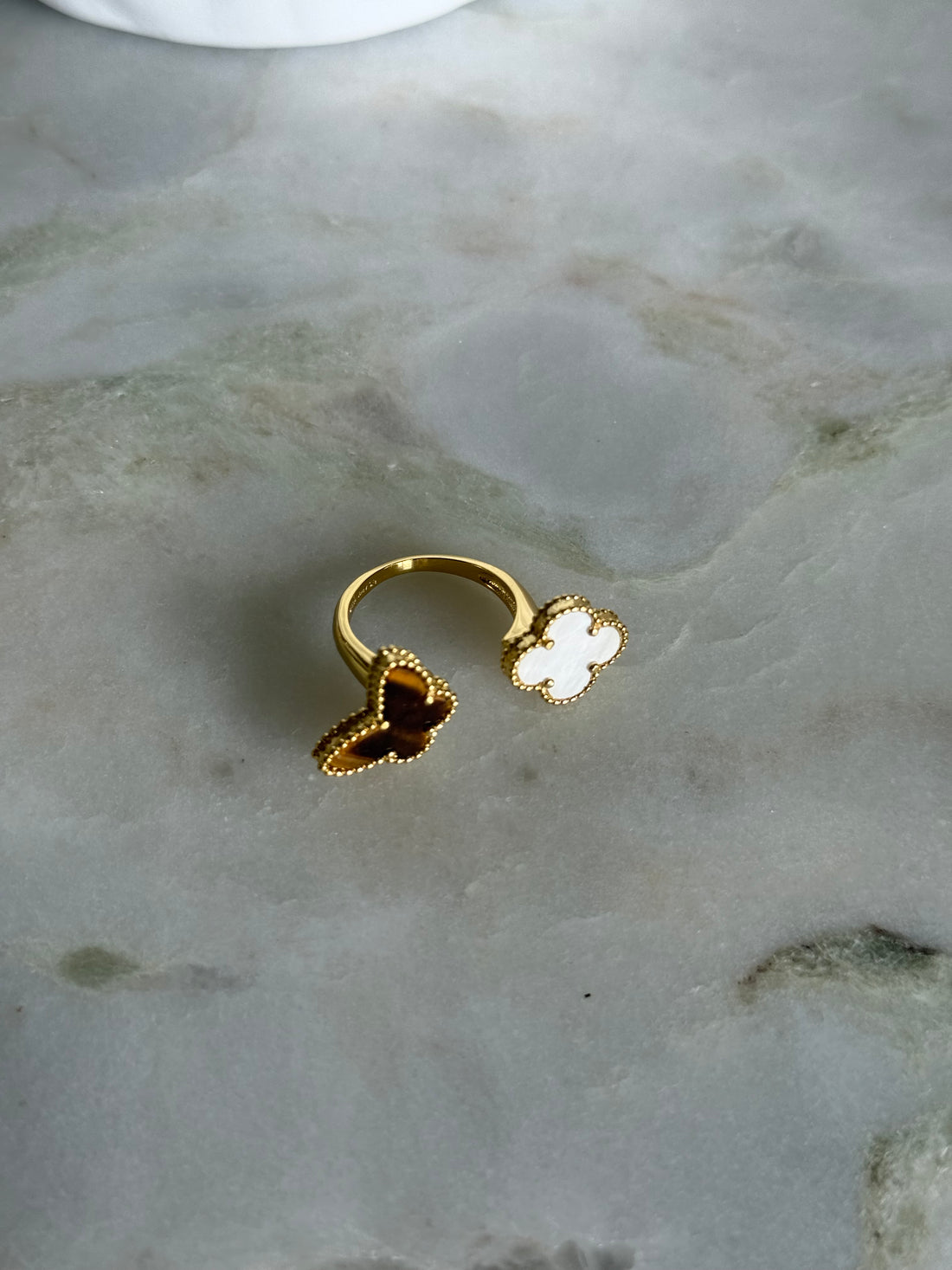 VK Style Butterfly White Flower Ring