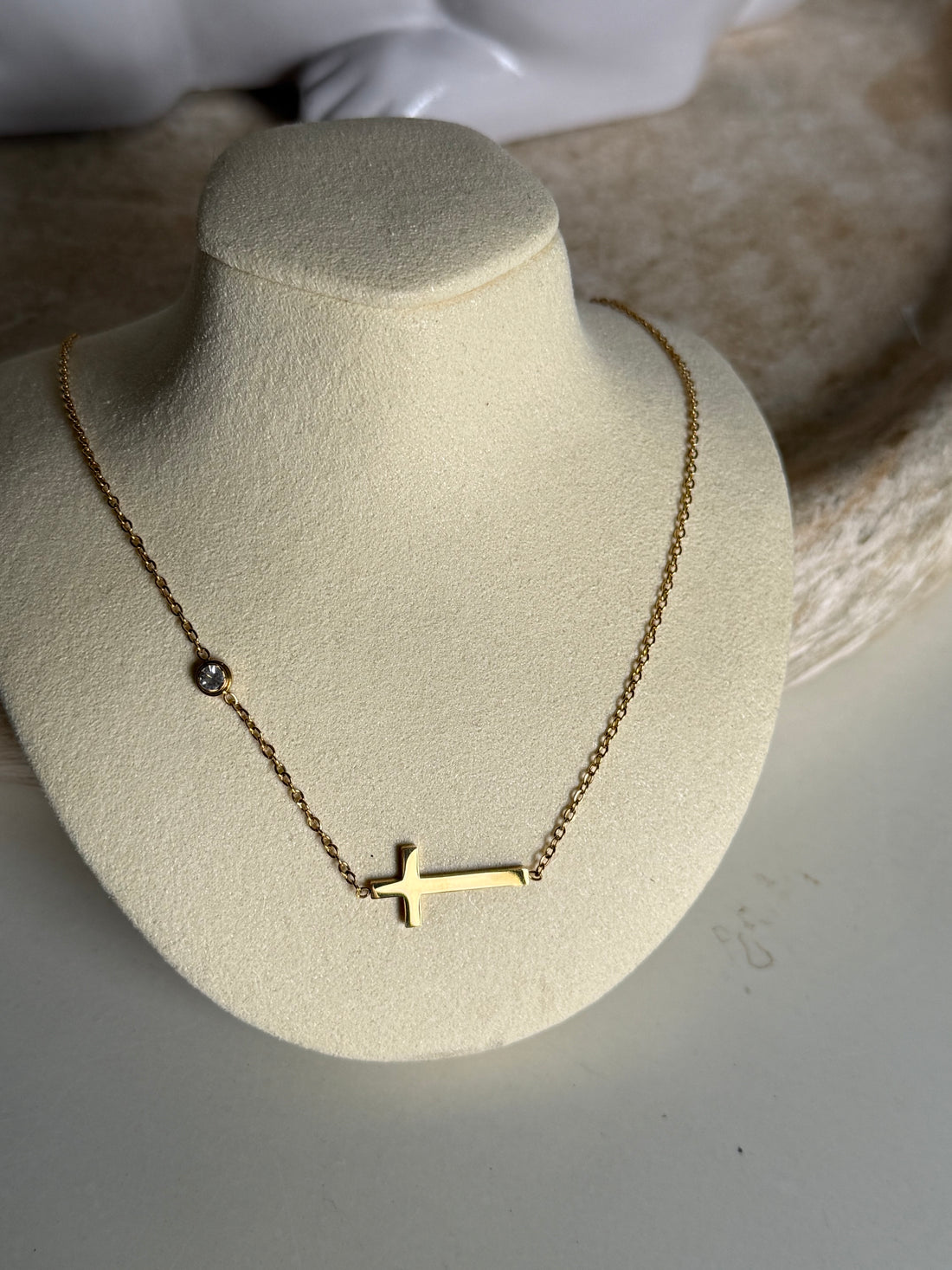 Cross Dimond  Necklace