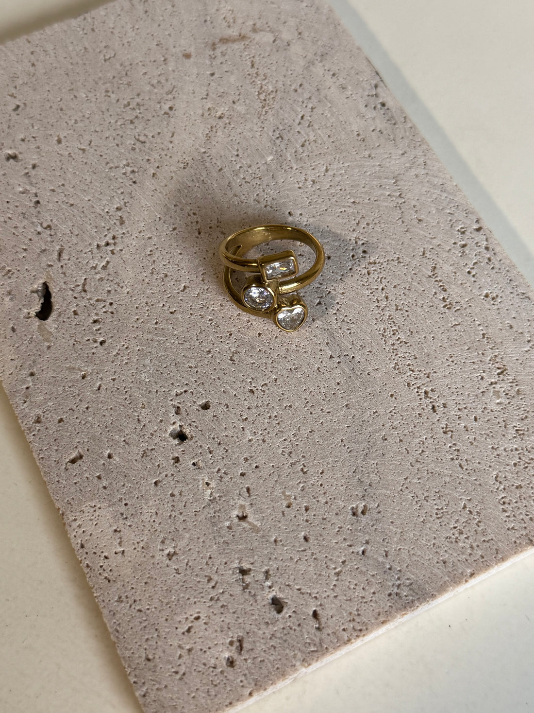 Yulla Ring