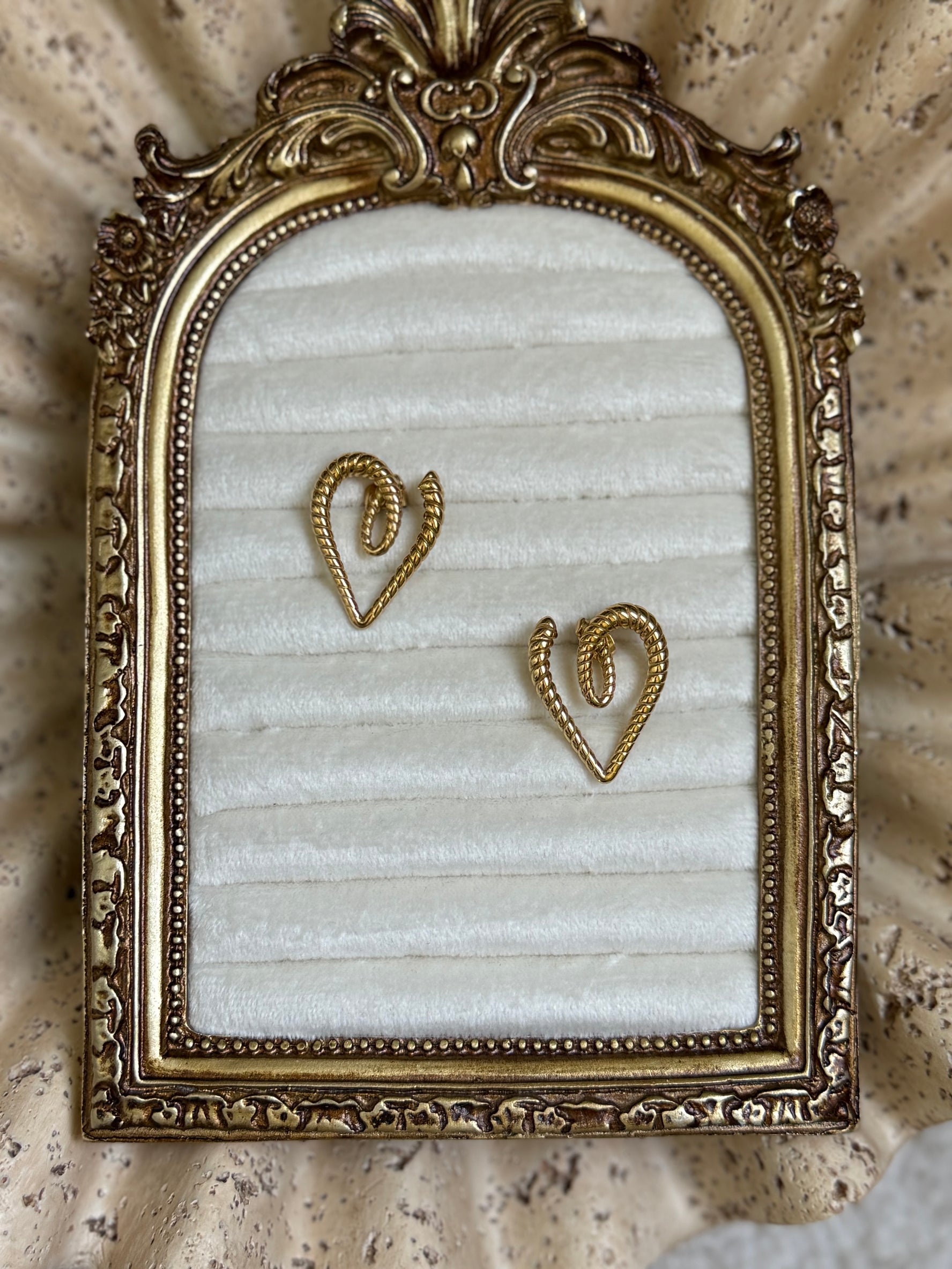 Tina Heart Earrings