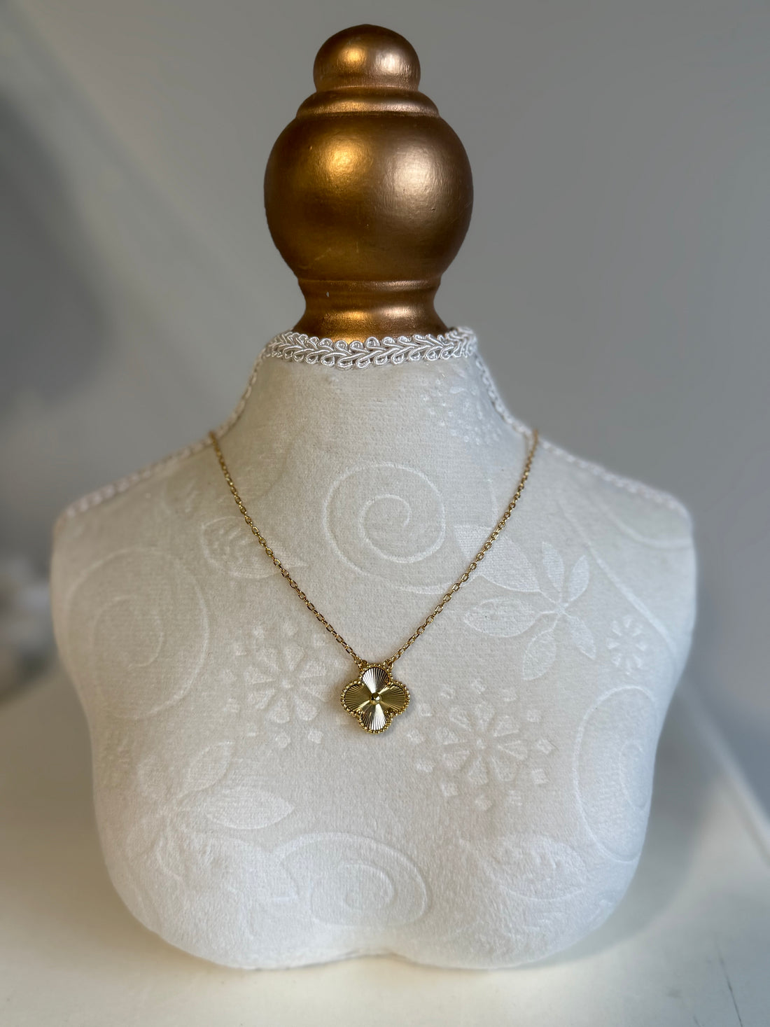 VK Style Gold Necklace