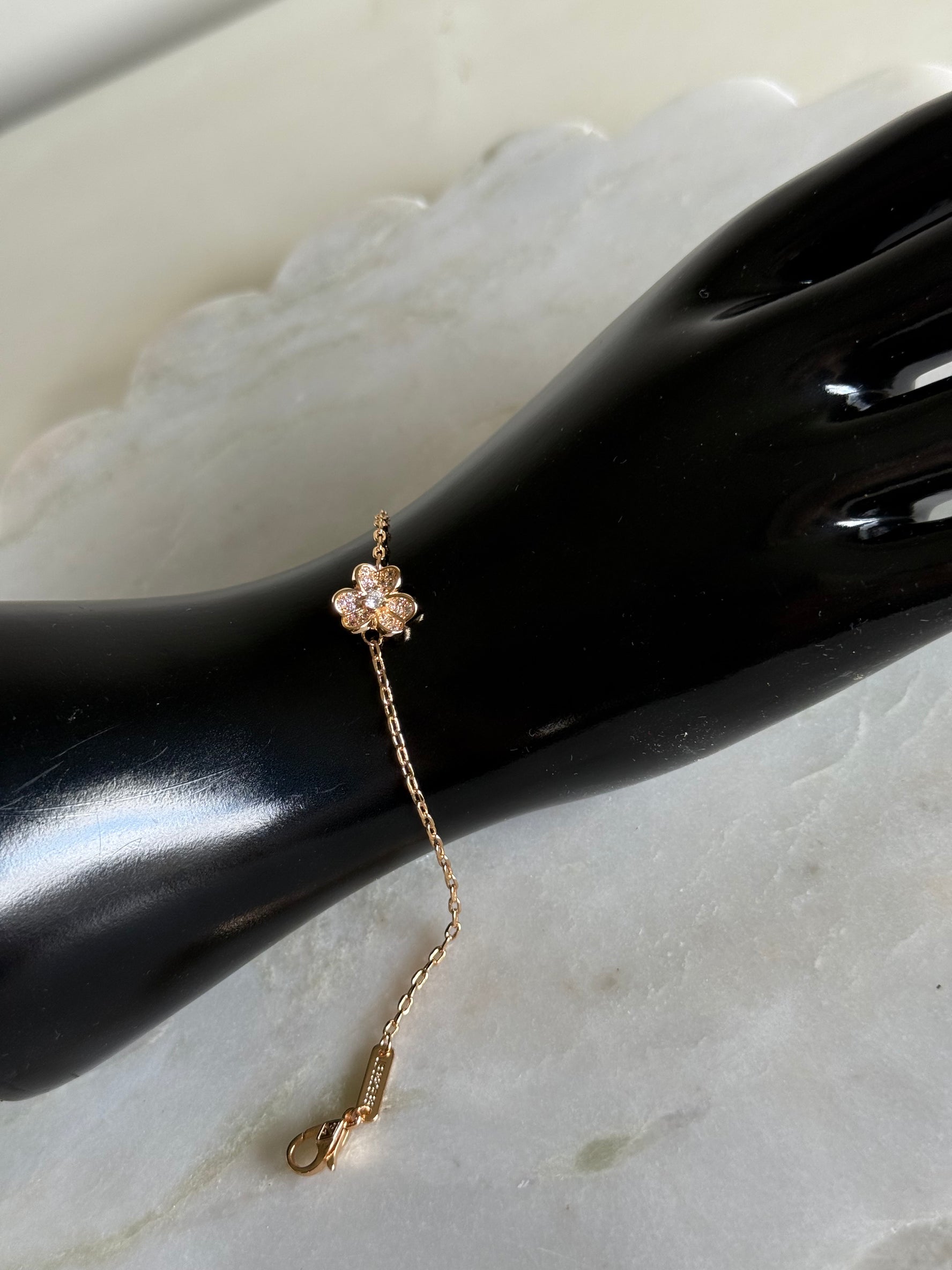 VK Style Rose Gold Zircon Flower Bracelet