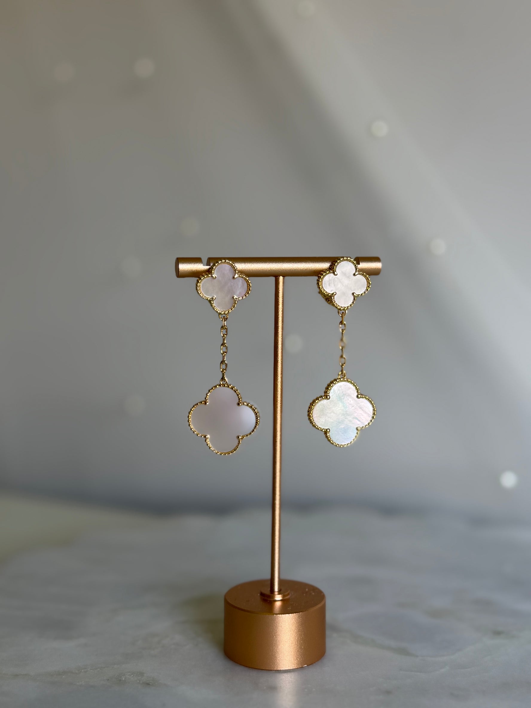 VK Style Dual White Flower Earrings