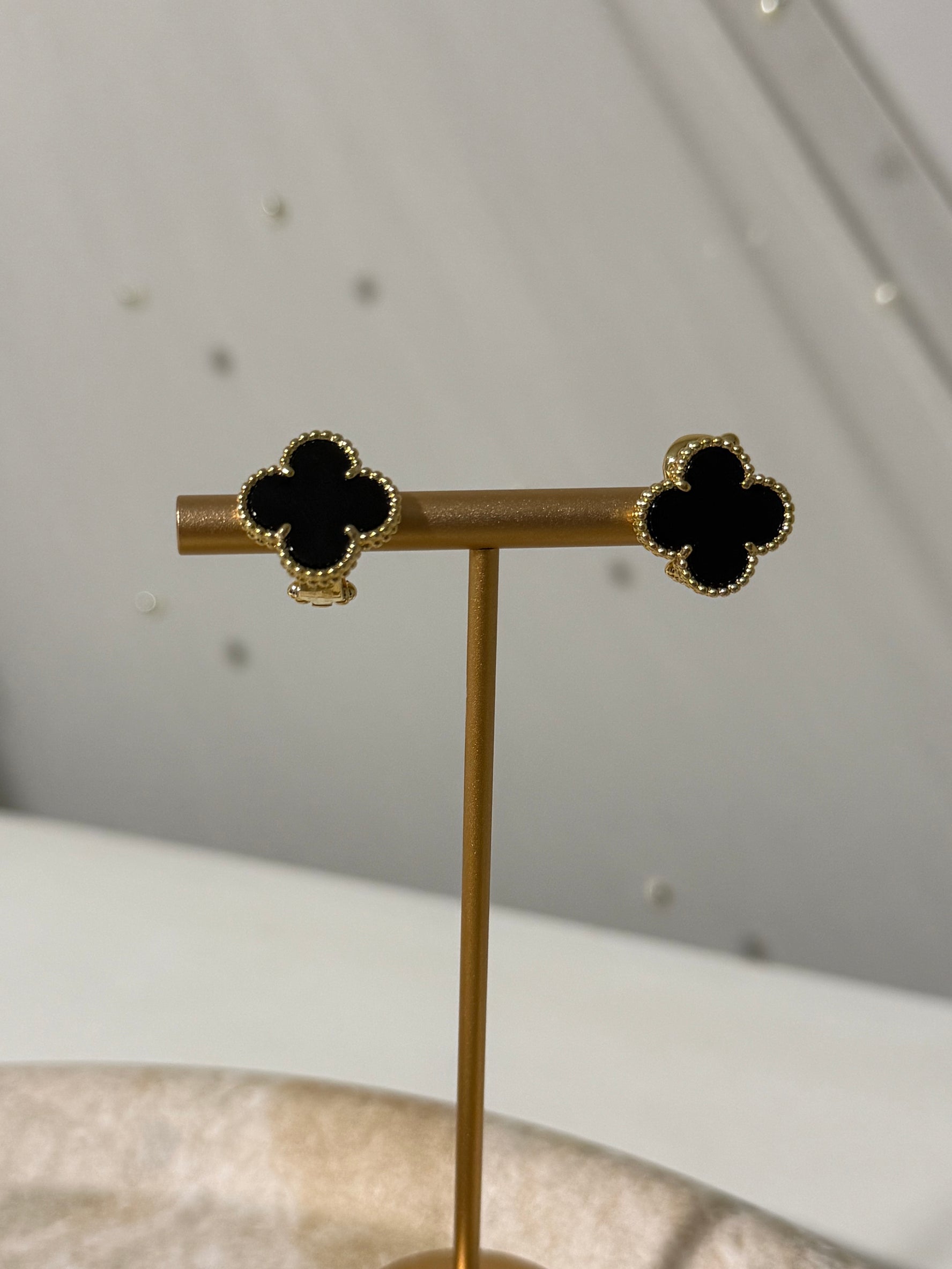 VK Style Black Flower Earrings