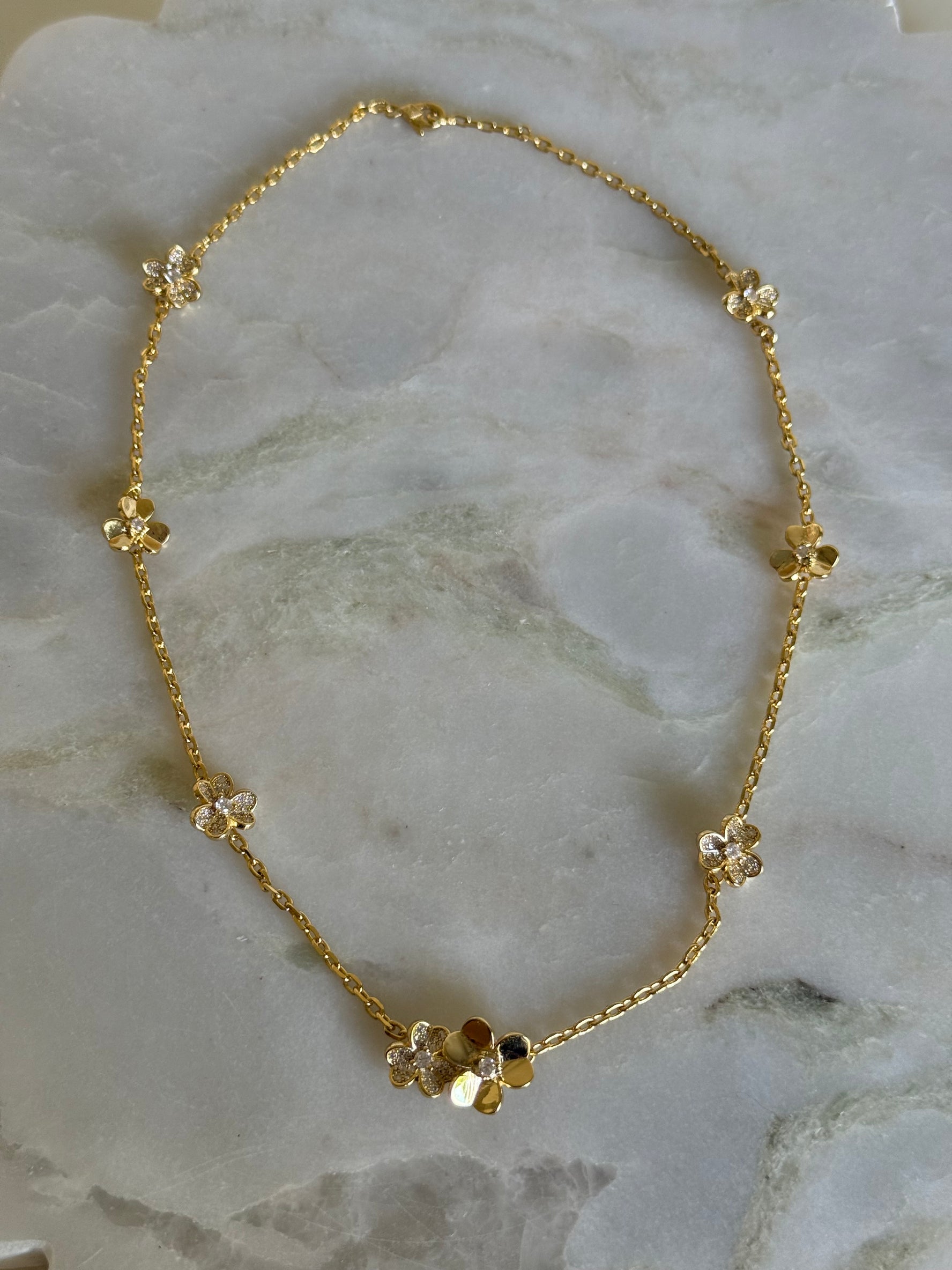 Mixed Flowers with Zircon Necklace