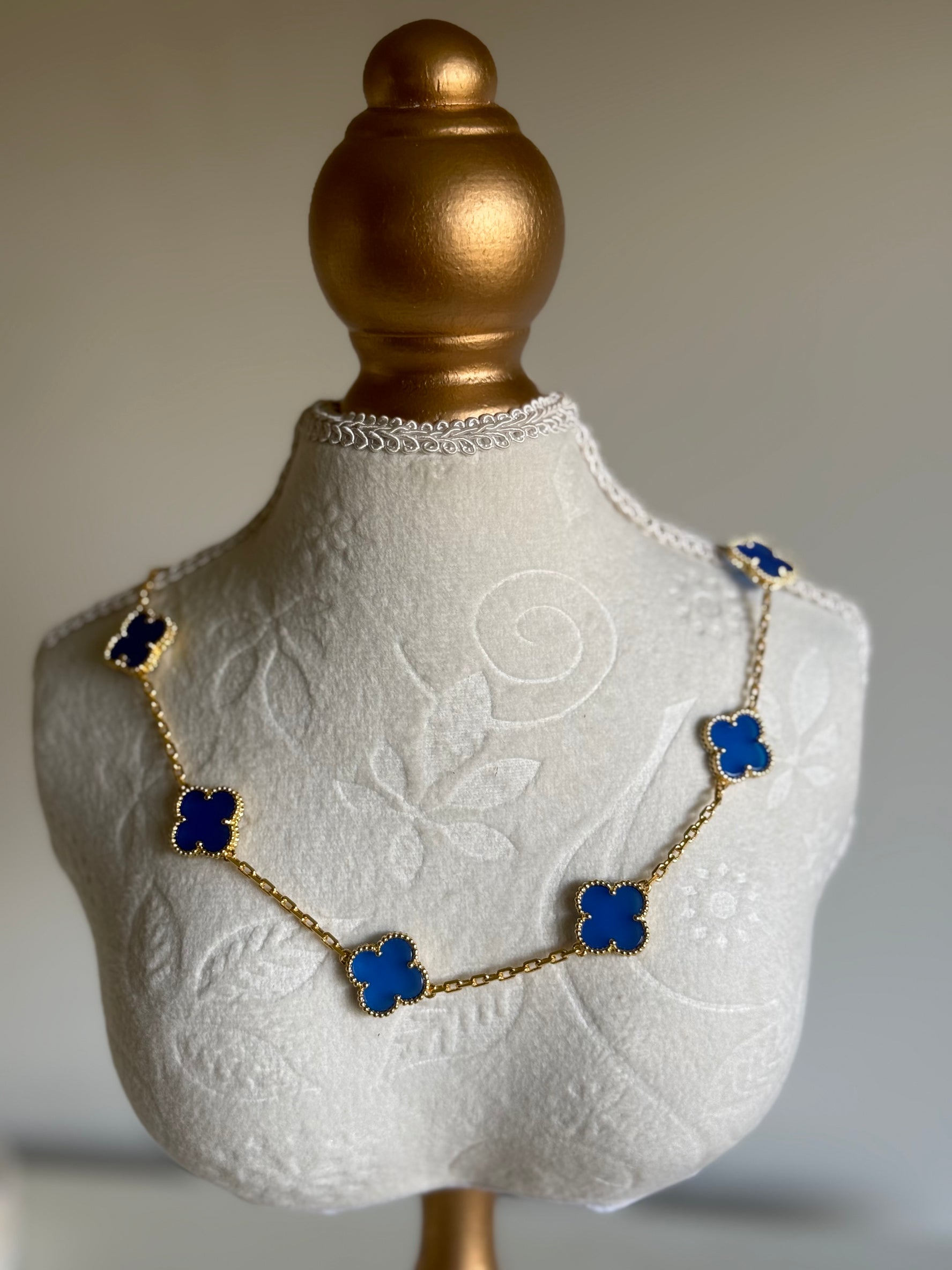 VK Style 10 Blue Flowers Necklace