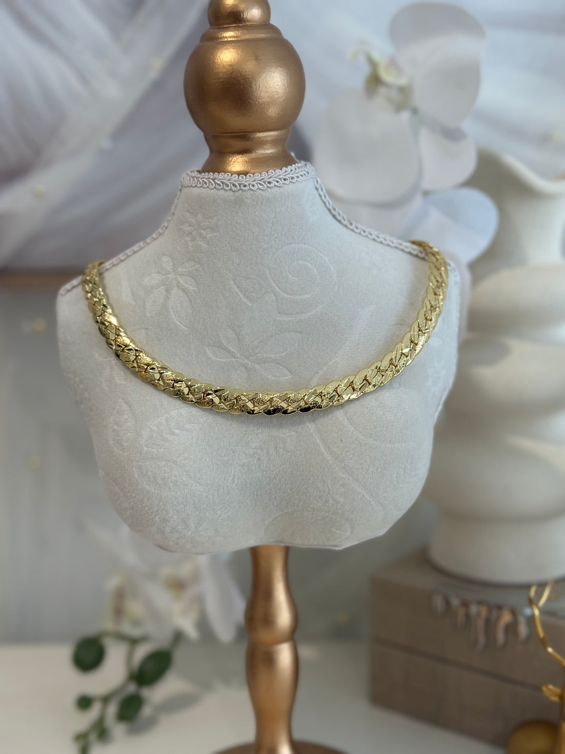 Julia Necklace