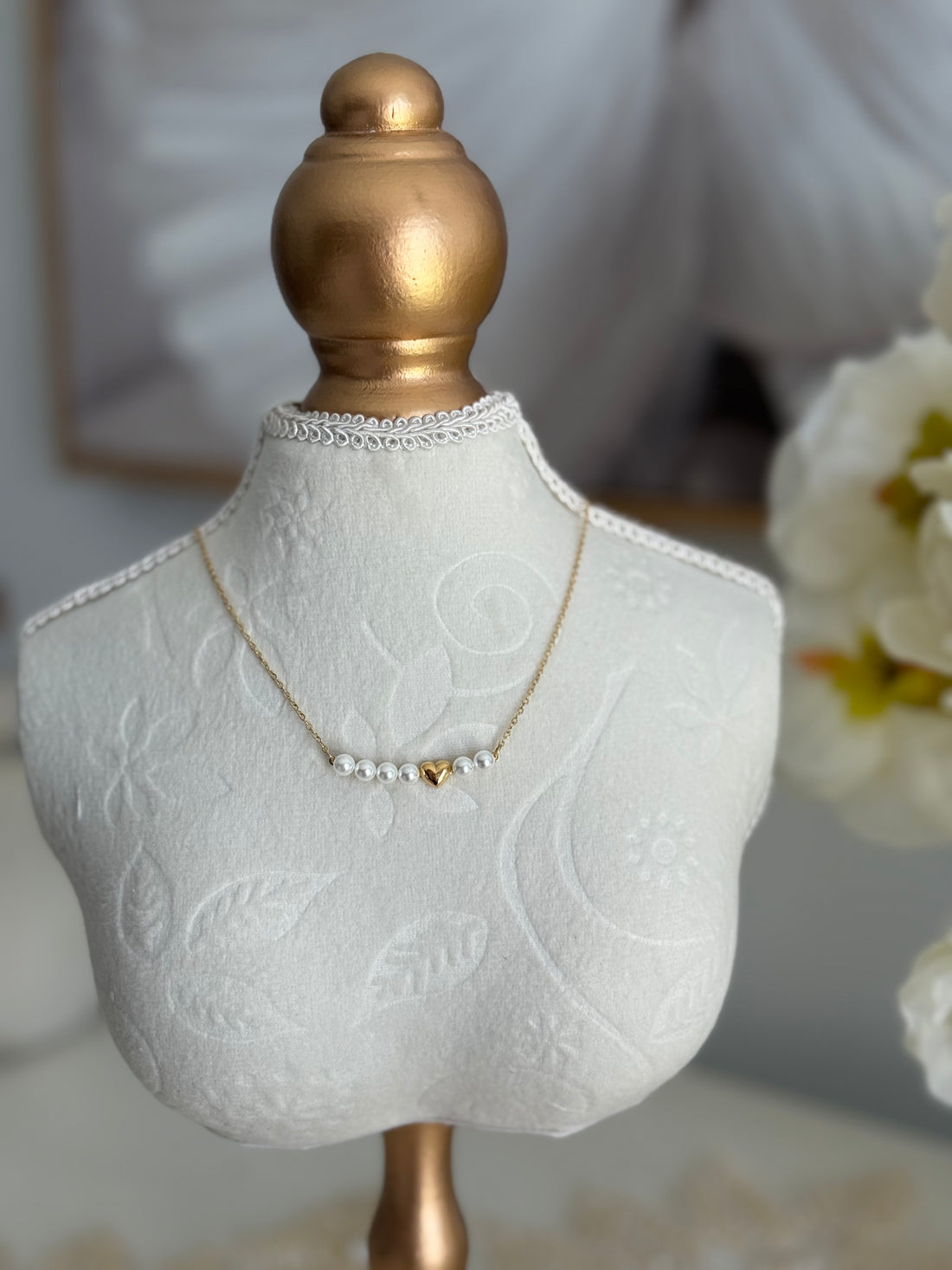 Pearl Small Heart Necklace