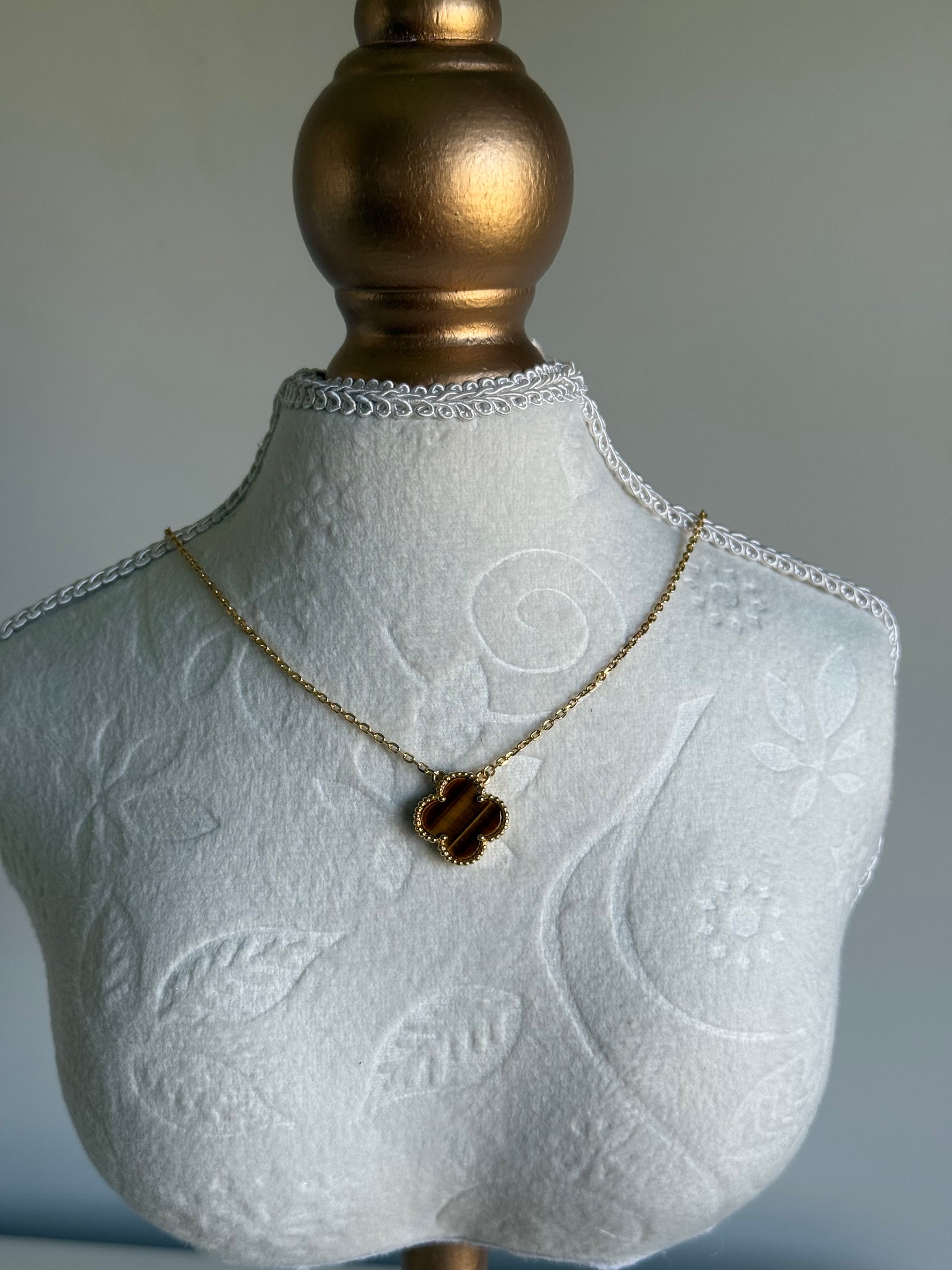 VK Style Wood Brown Necklace