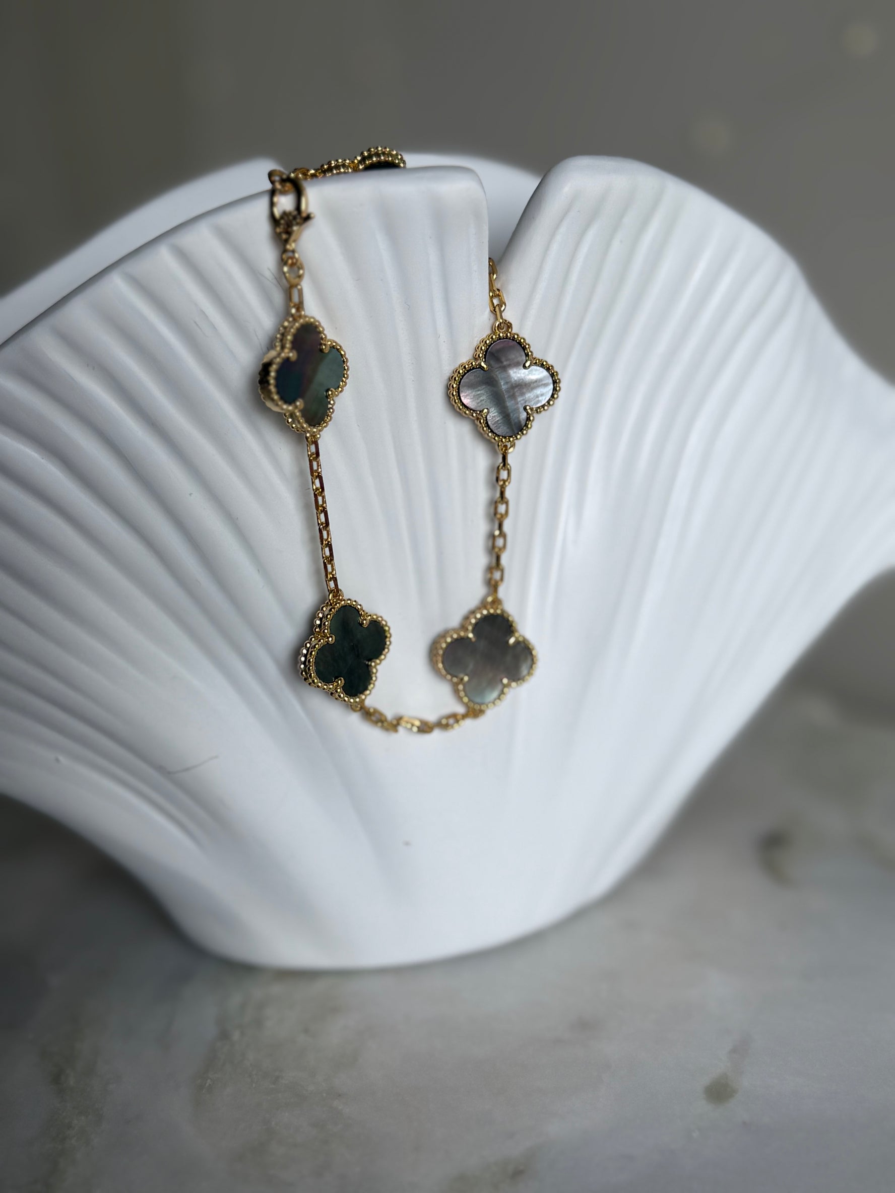 VK Style Gray Flower Bracelet