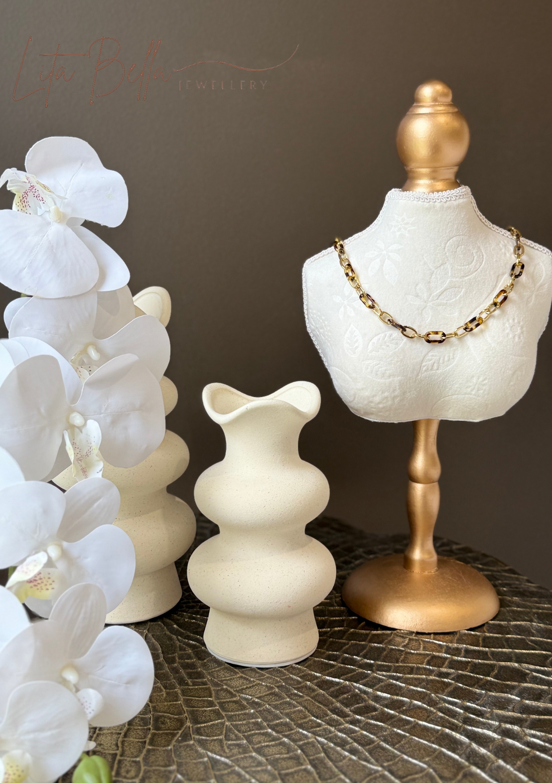 Taima Necklace