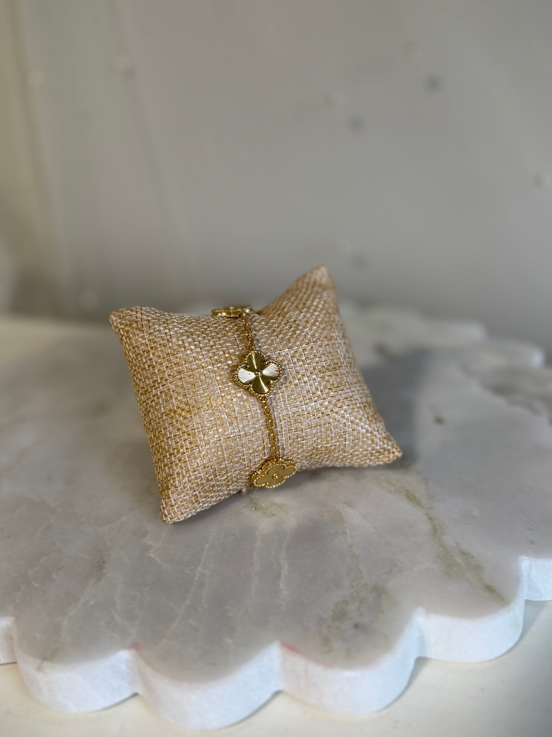 VK Style Gold Flower Bracelet