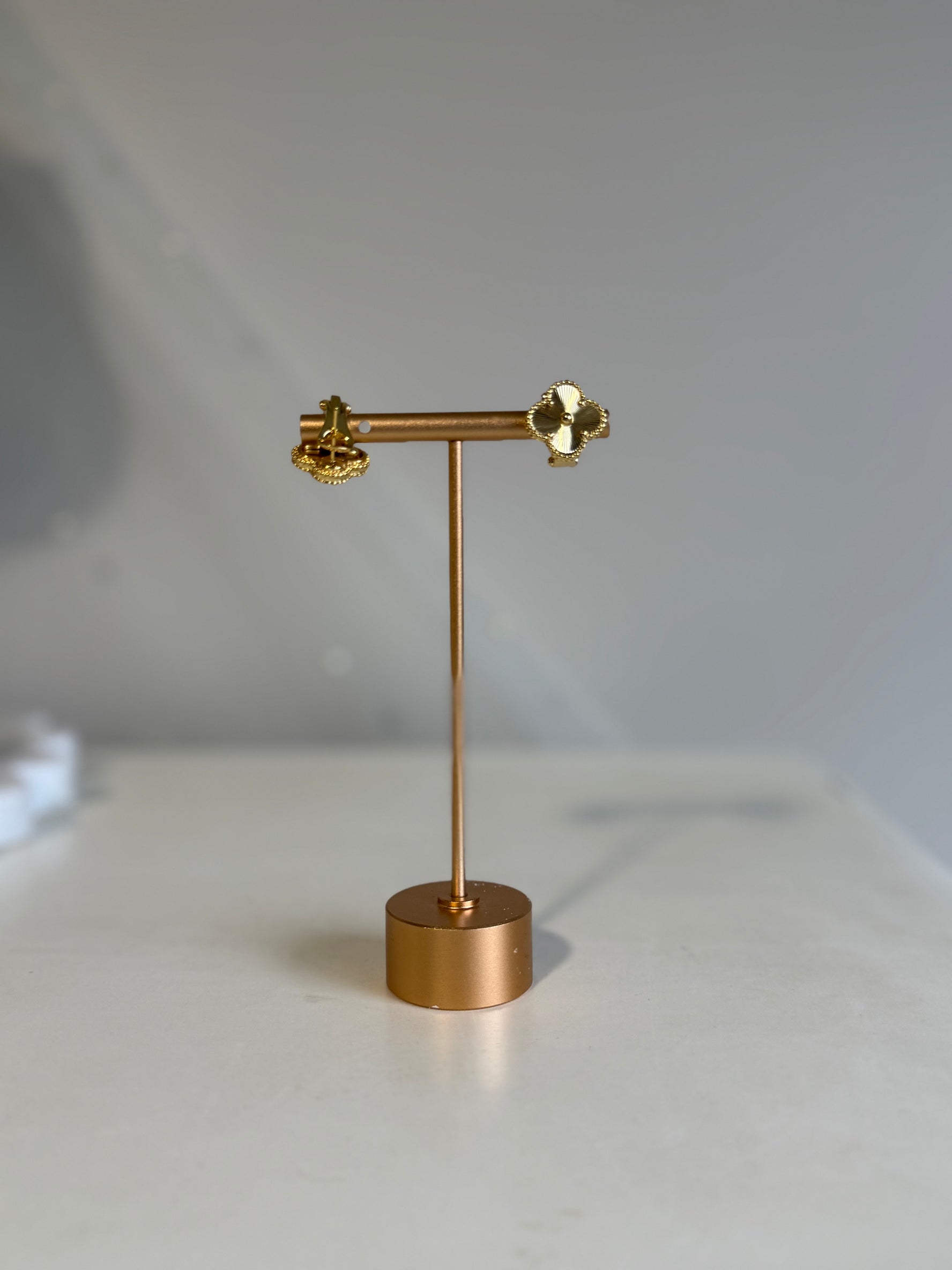 VK Style Gold Flower Earrings