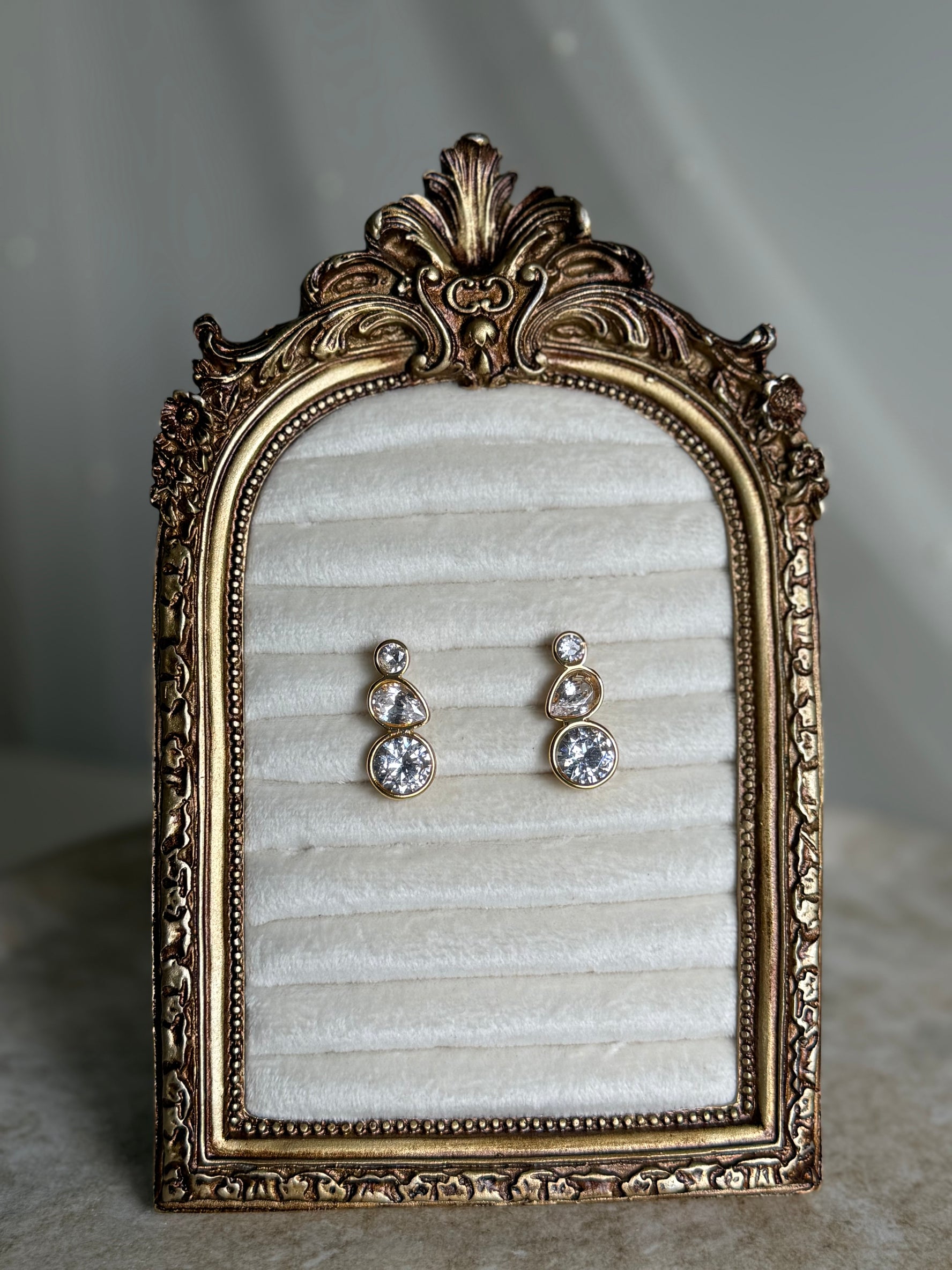Sue Earrings