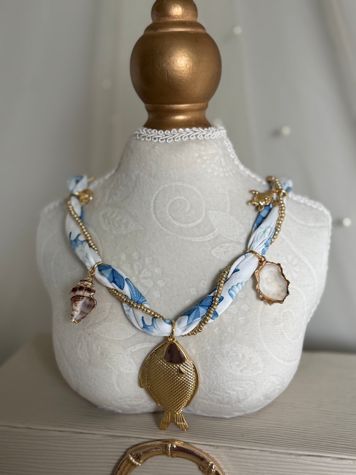 Yulla Necklace