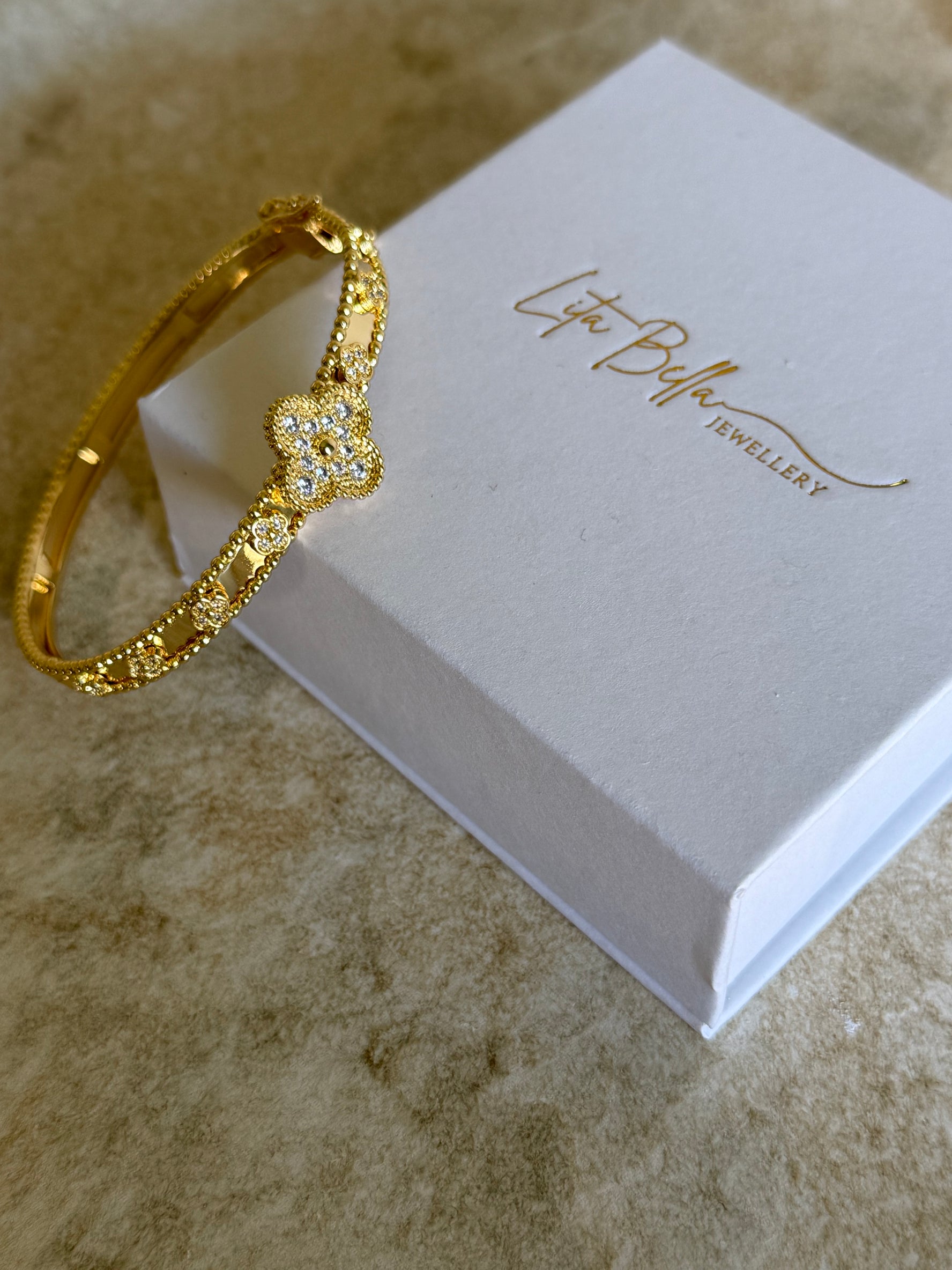 VK Gold Flower Stylish Bangle