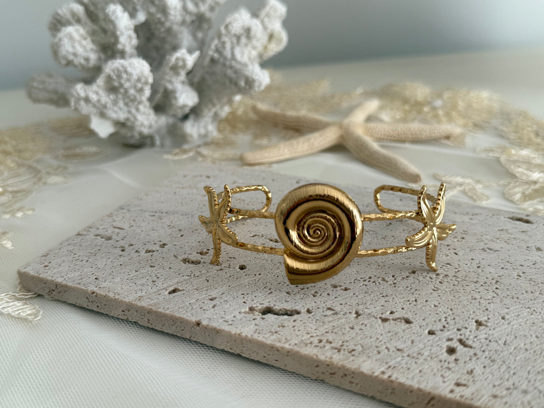 Conch Bangle