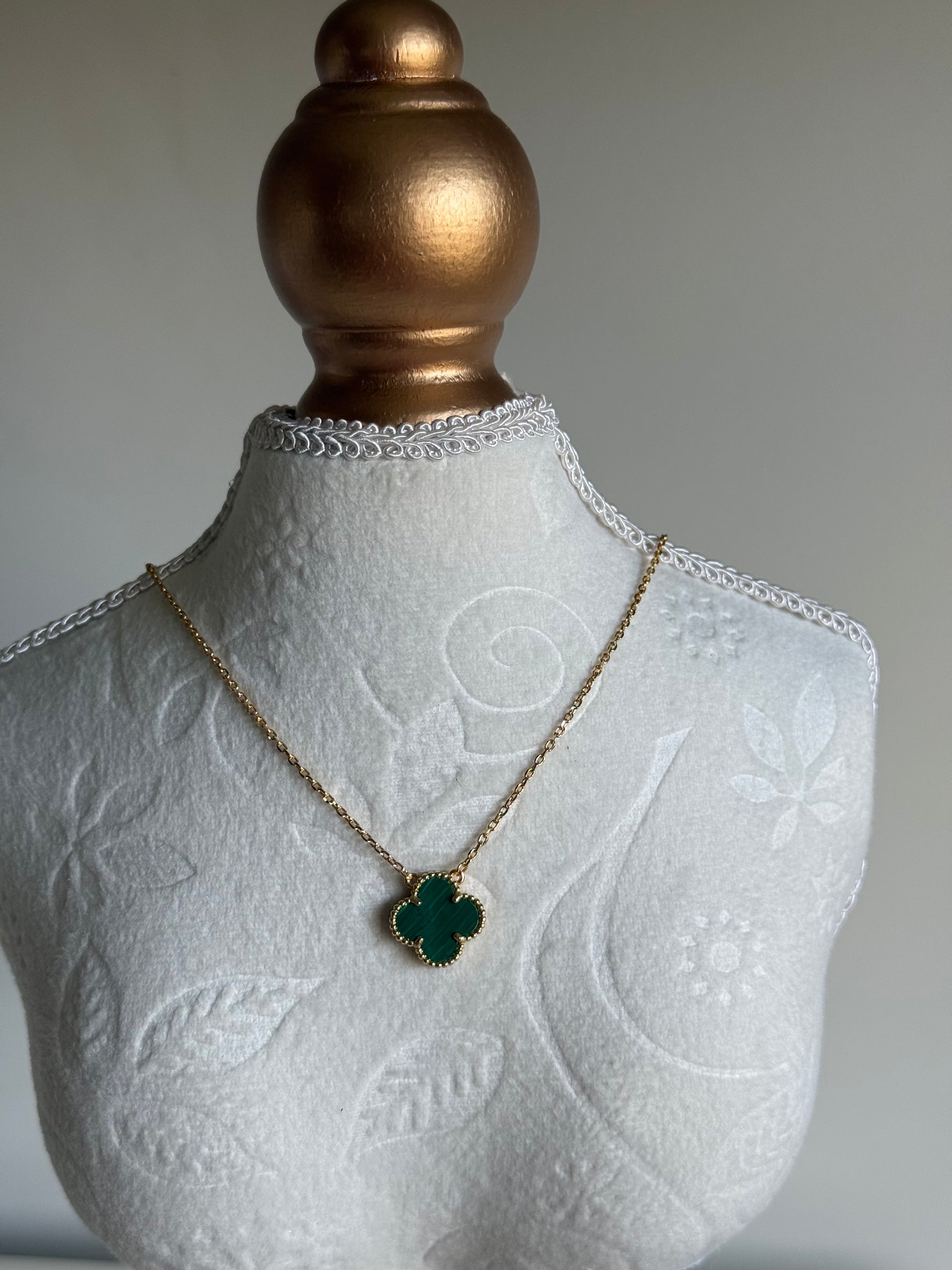 VK Style Green Necklace