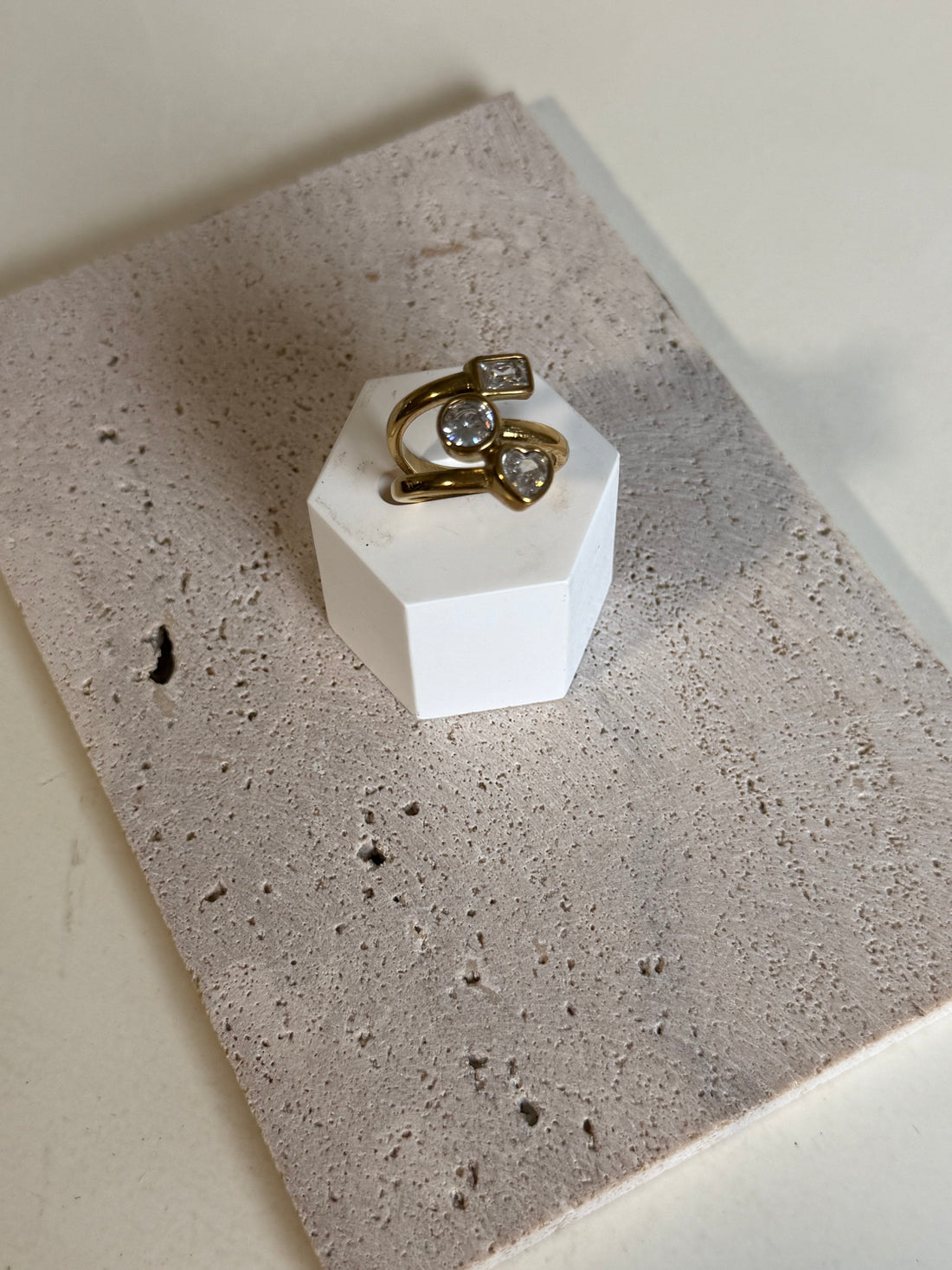Yulla Ring