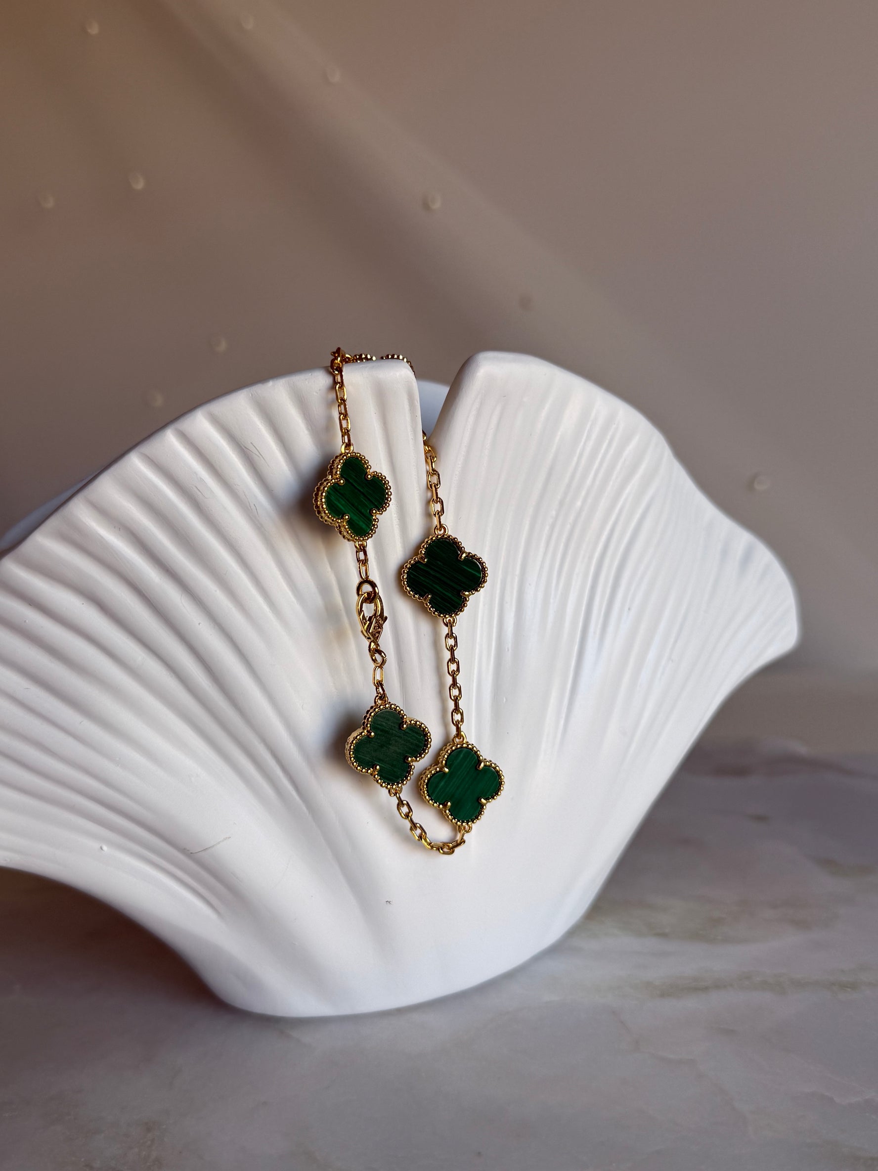 VK Style Green Flower Bracelet